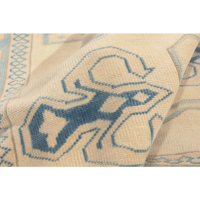 Vintage Turkish Oushak Rug, 05'08 X 06'10 For Sale In Dallas - Image 6 of 10