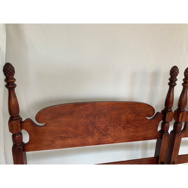 Pair of Vintage Pineapple Post 1950's Colonial Twin Size Bed Frames For Sale - Image 18 of 18