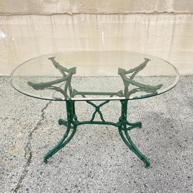 Vintage Hollywood Regency Faux Bamboo Lattice Metal Green Dining Set - 5 Pc Set For Sale - Image 4 of 12