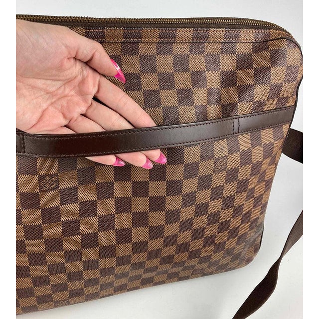 Textile Louis Vuitton Damier Ebene Dorsoduro Messenger Bag For Sale - Image 7 of 11