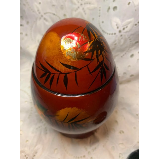 Wood 1970s Vintage Asian Hand Painted Lacquerware Egg Shaped Box with Gold Cranes For Sale - Image 7 of 10