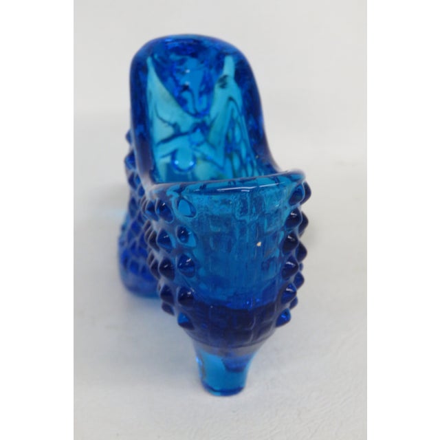 Fenton Blue Hobnail Cat Head Victorian Glass Slipper Shoe Figurine 4686b For Sale - Image 12 of 14