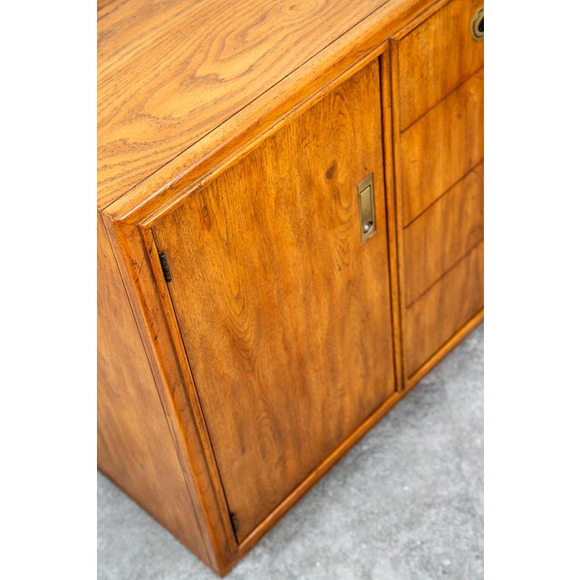 1960s Mid Century Modern Credenza Dresser Drexel 5 Drawer Brass Handles Passage MCM For Sale - Image 9 of 12