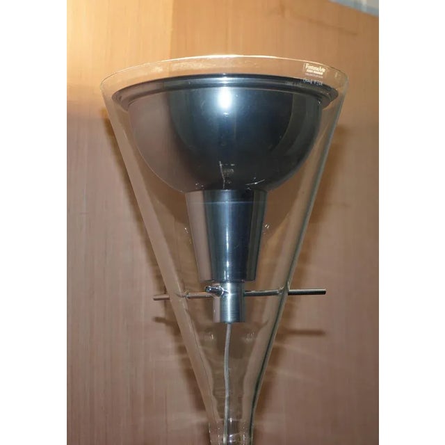 Flute Standing Glass and Chrome Lamp from Fontana Arte For Sale - Image 4 of 12