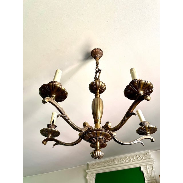 Hollywood Regency Regency Bronze 5-Light Chandelier, 1950s For Sale - Image 3 of 10