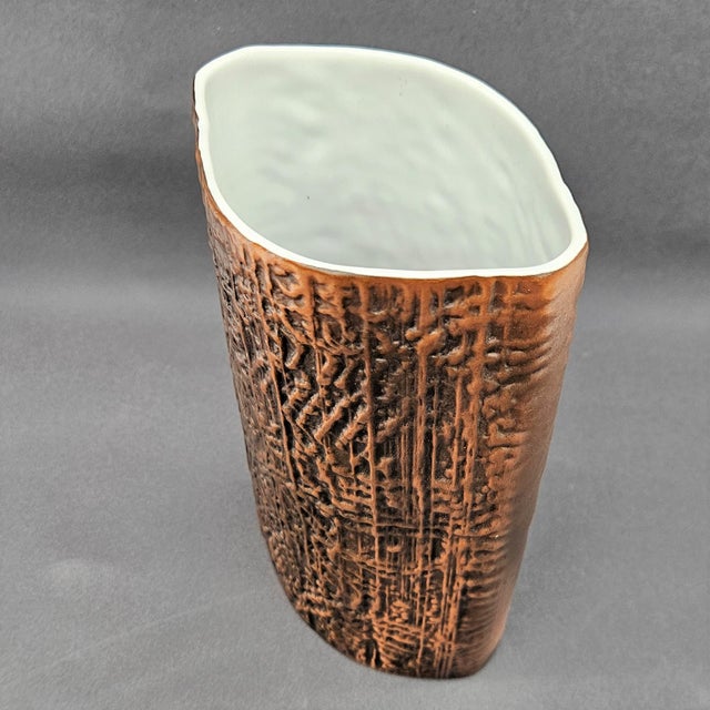 Porcelain Vase by Martin Freyer for Rosenthal, 1950s For Sale - Image 3 of 8