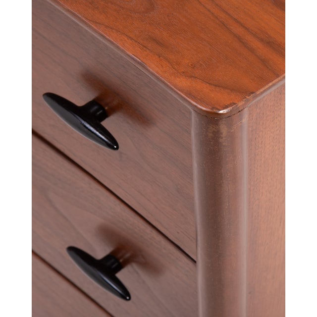 T.H. Robsjohn-Gibbings Widdicomb Walnut Klismos Saber Leg Six Drawer Dresser For Sale - Image 9 of 14