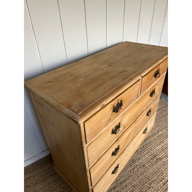 Tan Mid 19th Century English Pine Dresser For Sale - Image 8 of 12