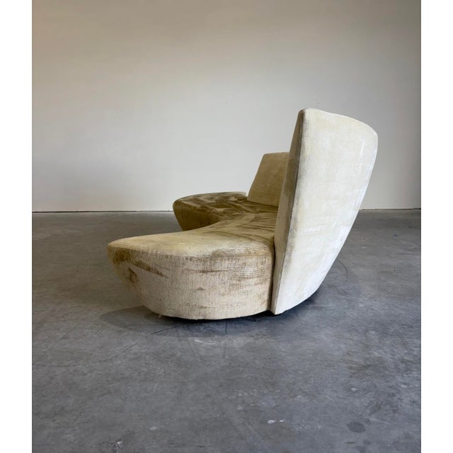 Late 20th Century Vladimir Kagan Bilbao Sofa for Preview For Sale - Image 5 of 16