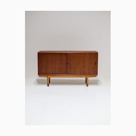 Model 160 Sideboard in Teak by Børge Mogensen for Søborg Møbelfabrik, 1950s For Sale - Image 16 of 16