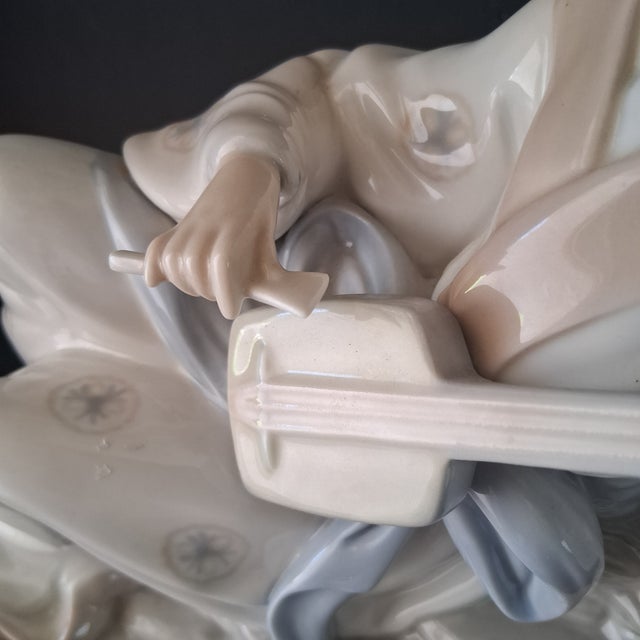 The "Oriental Melody" (originally titled "Acordes Orientales" in Spanish) is a highly collectible vintage porcelain...