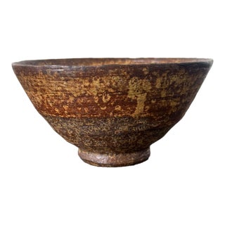 Fine Korean Ceramic Kugibori Irabo Chawan with Oil Drop Glaze For Sale