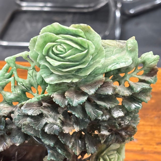 20th Century Chinese Art Jade Vase Sculpture, 1900 For Sale - Image 12 of 12