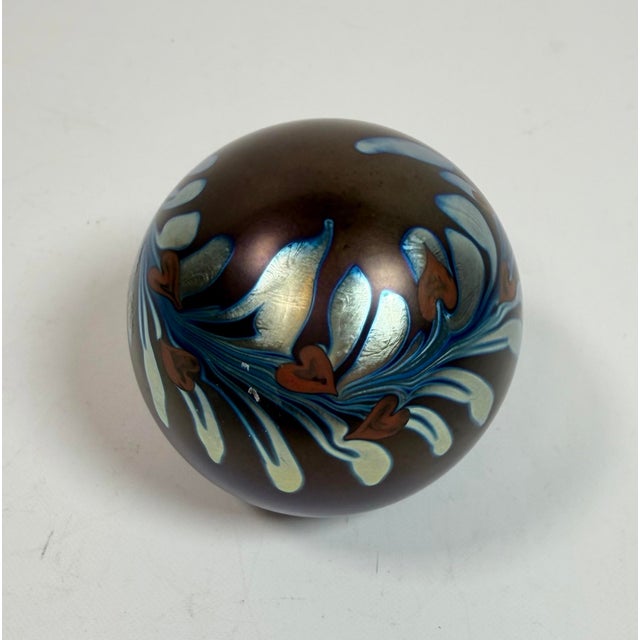 1970s Steve Correia Heart Vine Art Glass Paperweight Signed For Sale - Image 11 of 12