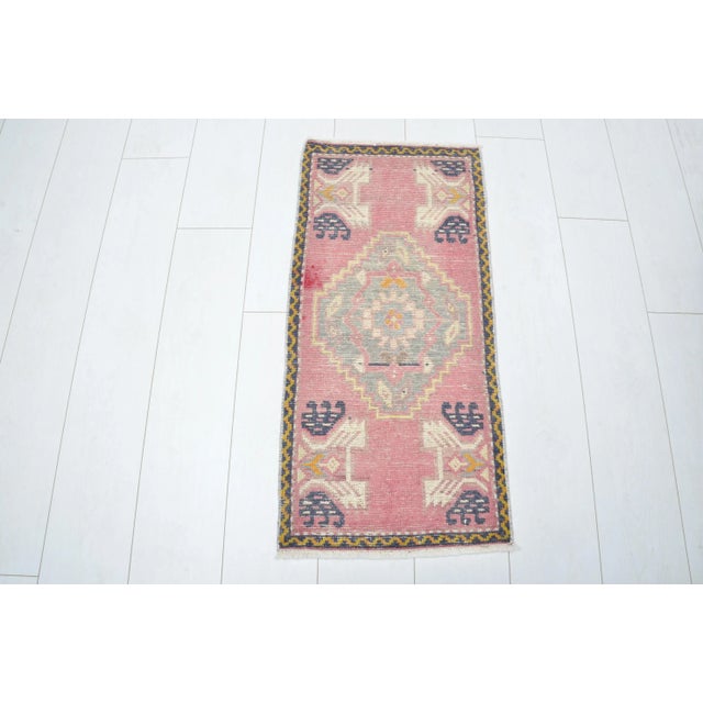 Modern Unique Decor Wool Anatolia Mini Rug For Sale In Phoenix - Image 6 of 6