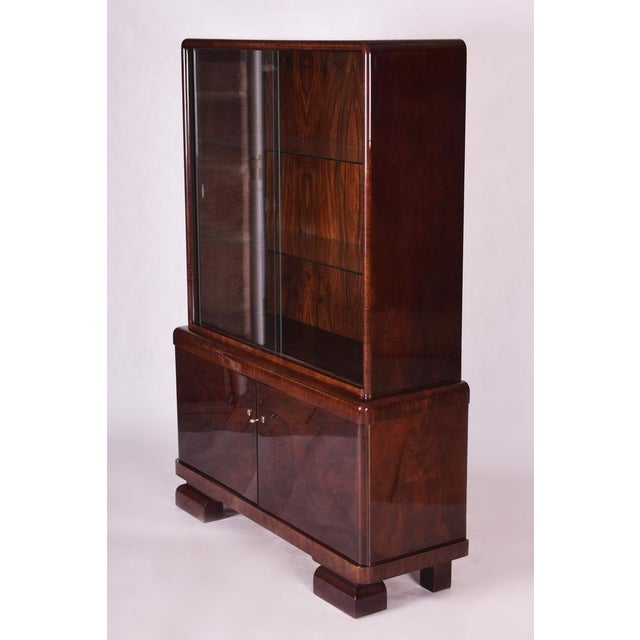 Art Deco Display Cabinet in Walnut, 1930s For Sale - Image 13 of 14