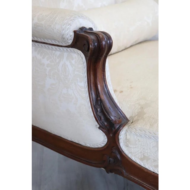 Antique Chaise Lounge in Walnut, 1800s For Sale - Image 3 of 16