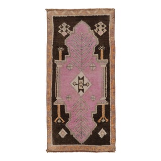 Vintage Turkish Gift-Sized Rug With Pink & Brown Geometric Medallion - Rug & Kilim For Sale