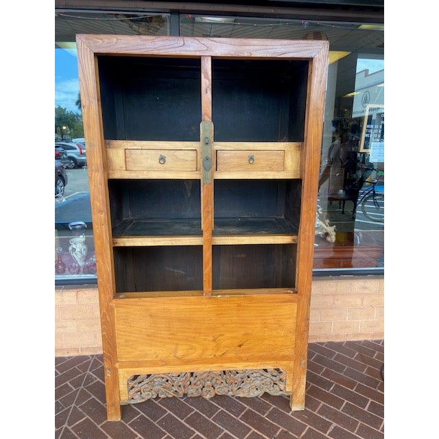 1900's Chinese Wedding Cabinet For Sale - Image 4 of 11