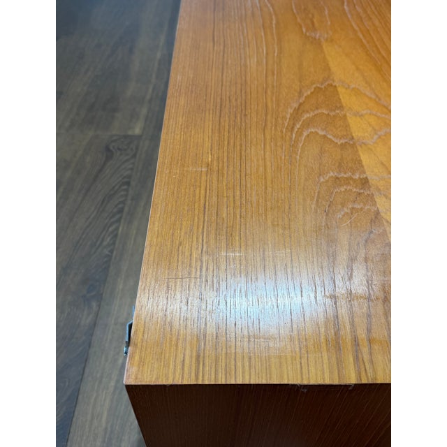 1960s Carlo Jensen for Hundevad Danish Modern Teak Media Bookcase & Credenza For Sale - Image 15 of 16