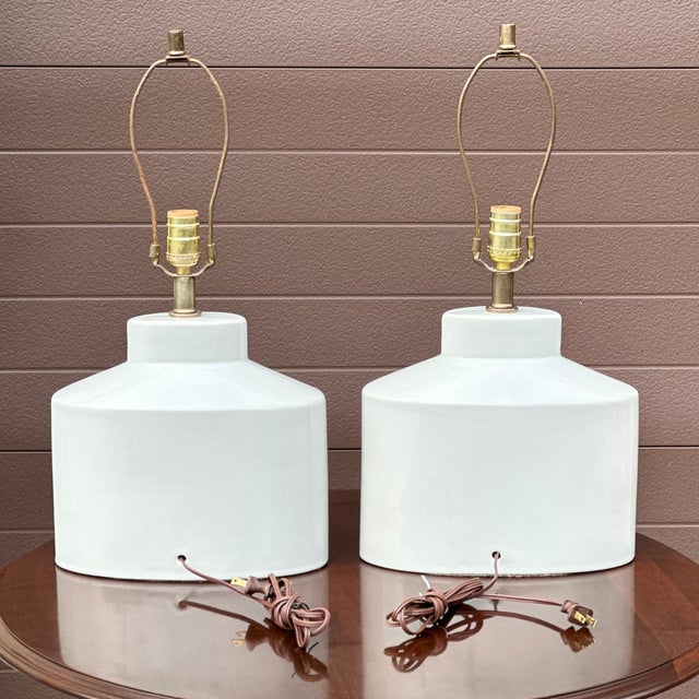 Vintage Mar-Kel Ceramic Floral Lily Table Lamps - a Pair For Sale - Image 9 of 12