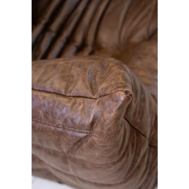 Vintage Two-Seater Togo Sofa with Arms in Brown Leather by Michel Ducaroy for Ligne Roset, 1970s For Sale - Image 16 of 18