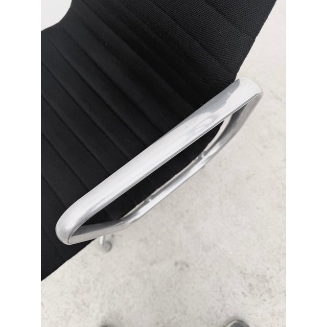 EA 108 Office Chair by Charles & Ray Eames for Vitra, 2001 For Sale - Image 10 of 16