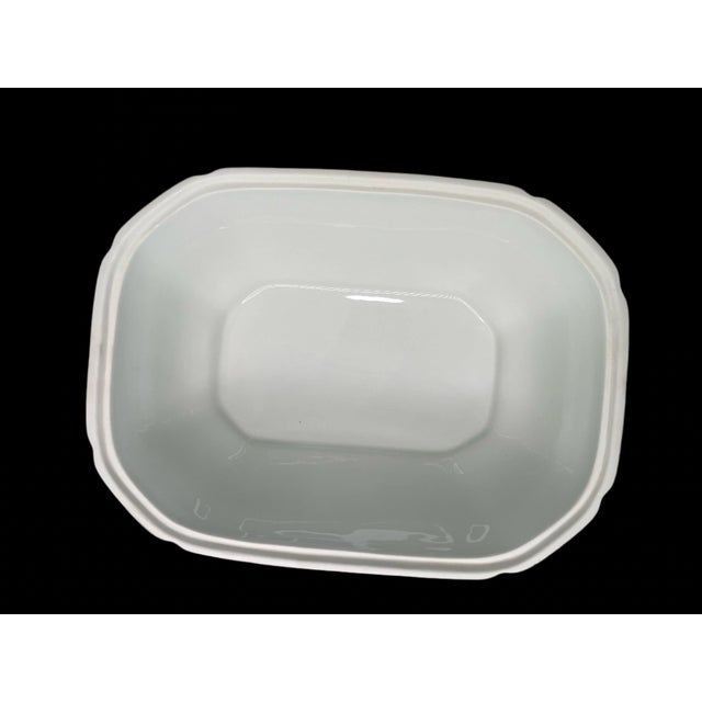 Mottahedeh 1980s Mottahedah Rectangular Tobacco Soup Tureen For Sale - Image 4 of 7