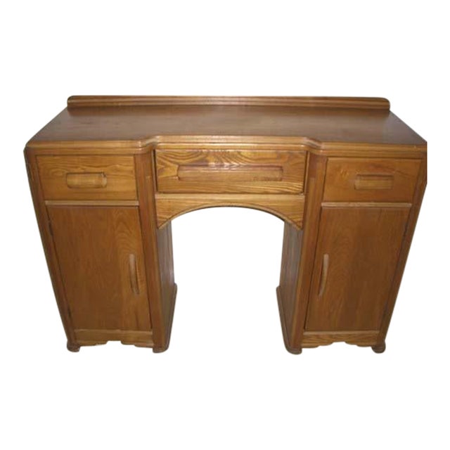 Early 20th Century Oak Buffet For Sale