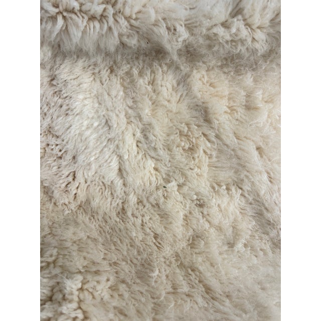 Textile Minimalist Moroccan Mrirt Wool Rug For Sale - Image 7 of 10
