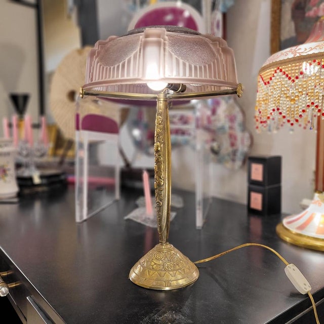Art Deco Table Lamp in Bronze and Bent Glass from Muller Fréres, Luneville, France, 1930s For Sale - Image 3 of 18