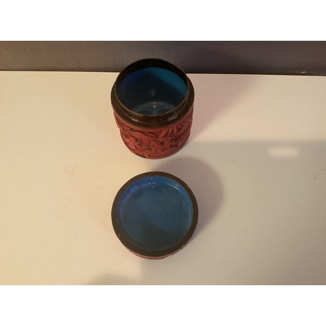 Vintage Chinese Carved Cinnabar Round Box For Sale In Palm Springs - Image 6 of 7