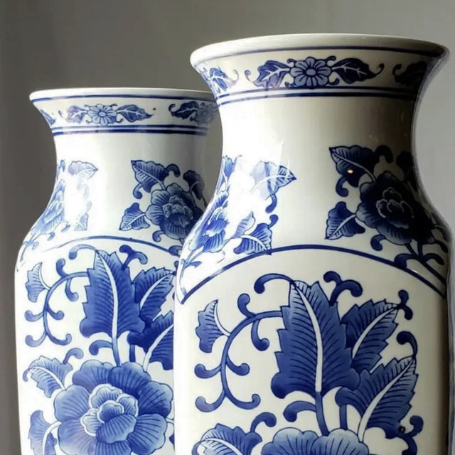 Chinoiserie Large Vintage Botanical Chinoiserie Blue and White Hexagonal Vases - A Pair For Sale - Image 3 of 10