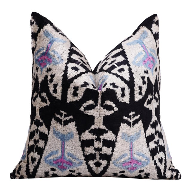 Black & Ivory Geometric Silk Velvet Throw Pillow | 20x20 Inch (50x50 Cm) For Sale