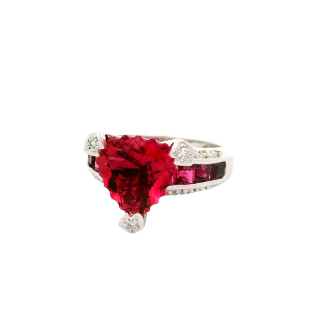 A beautiful original piece by designer Bellarri, a striking and contemporary ring featuring a 5.52 carat pink tourmaline....