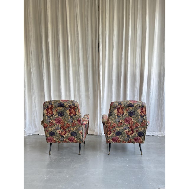 Mid-Century Floral Upholstery Armchair in the style of Marco Zanuso, Italy, 1970s For Sale - Image 6 of 18