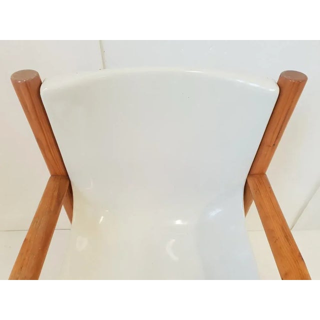 1980s Vintage Italian Chair in Pine & Moulded Plastic, 1980s For Sale - Image 5 of 12