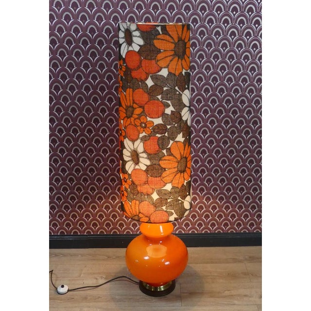 1970s Flower Power Floor Lamp with Orange Illuminated Glass Base, 1970s For Sale - Image 5 of 14