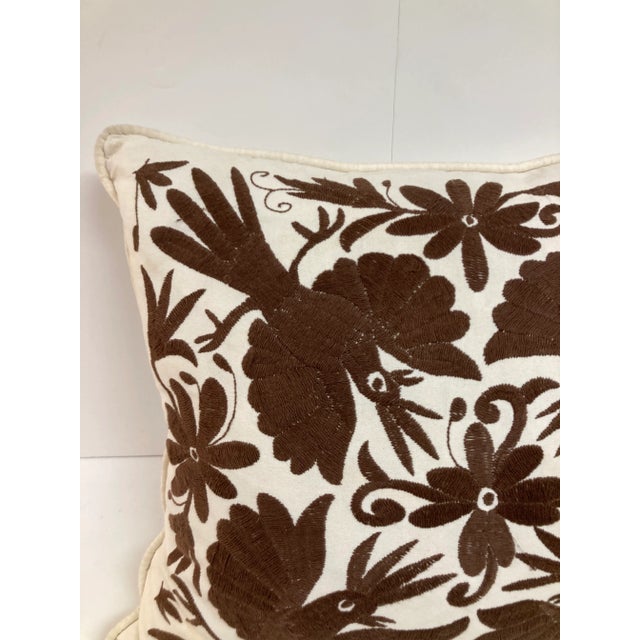1970s Crewel Work Embroidered Brown Bird Toss Pillow -1 For Sale - Image 5 of 10
