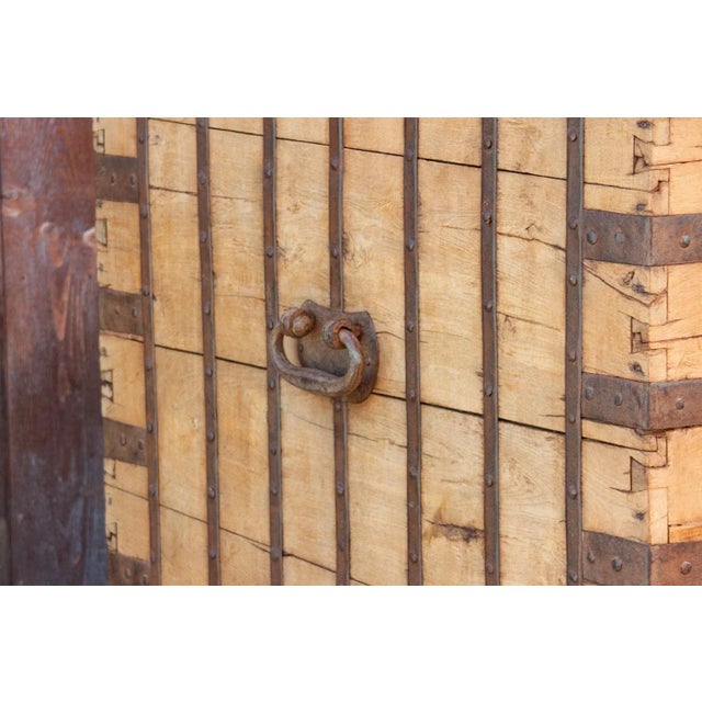 19th Century Rajasthani Grain Trunk For Sale - Image 9 of 13