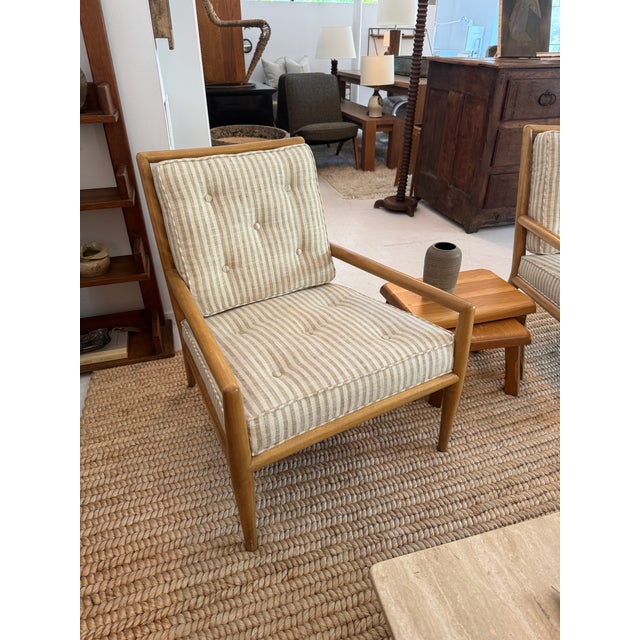 Linen Pair of t.h. Robsjohn-Gibbings Lounge Chairs For Sale - Image 8 of 15