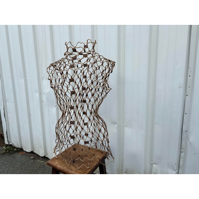 L'idéal Adjustable Dress Form in Iron and Braided Cord For Sale - Image 5 of 9