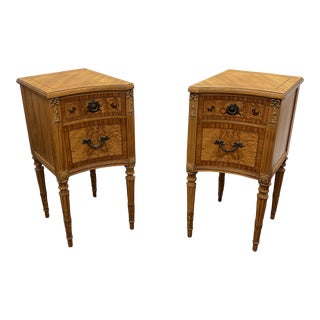 Pair of Vintage 1930s French Blond Nightstands For Sale