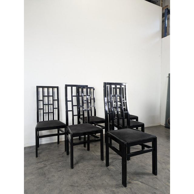Japanese-Style Black Lacquered Chairs, Set of 6, in Very Good conditions.