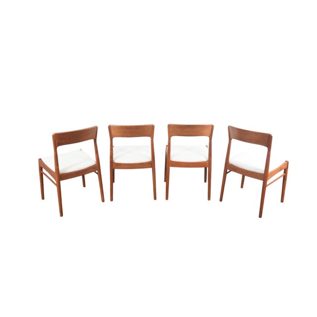Henning Kjaernulf Set of Four Teak Dining Chairs Attributed to Henning Kjærnulf | Danish Modern 1960s For Sale - Image 4 of 8