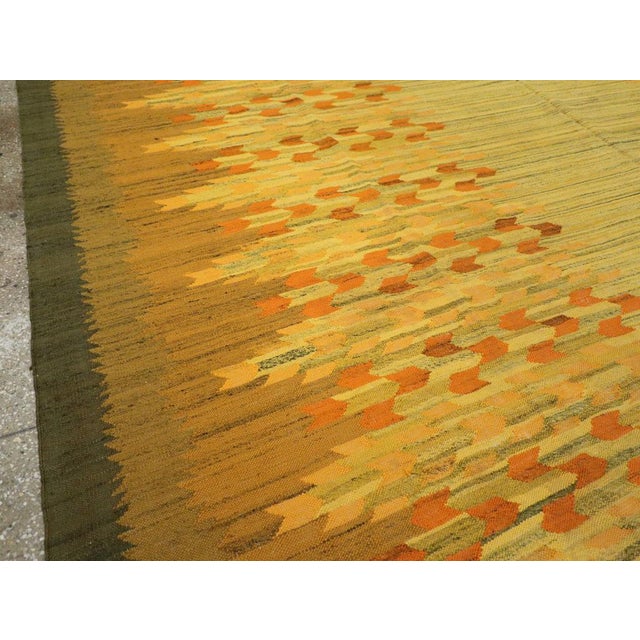 Mid-Century Modern Galerie Shabab Collection Mid-20th Century Vintage Swedish Scandinavian Flatweave Kilim Room Size Carpet For Sale - Image 3 of 8