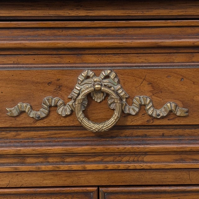 Henredon 1970s Credenza – Traditional Walnut Sideboard With Brass Pulls & Adjustable Shelving, 66” Vintage Cabinet For Sale In Los Angeles - Image 6 of 18