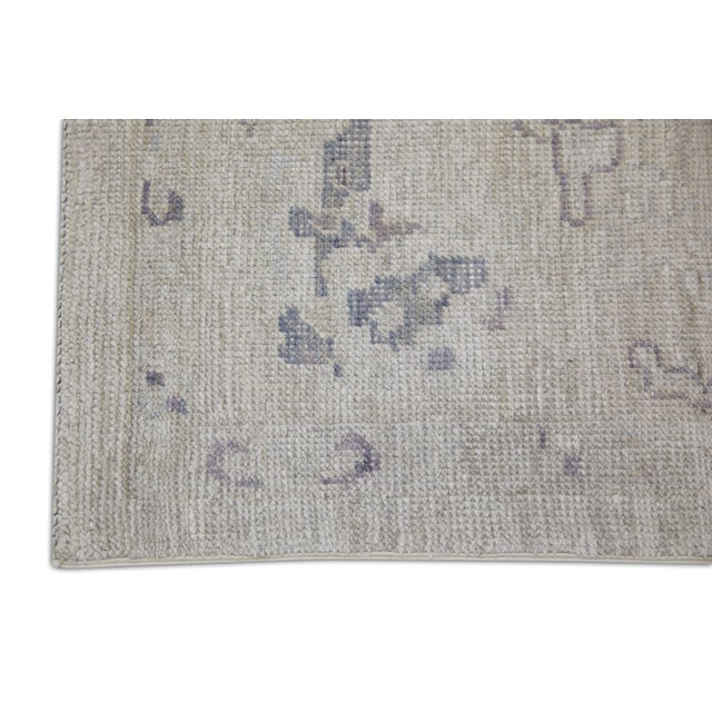Modern Early 21st Century Gray & Beige Handwoven Turkish Oushak Rug 8'3" X 10'9" For Sale - Image 3 of 7