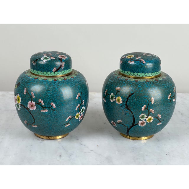 Chinese Vintage Pair of Chinese Cloisonné Ginger Jars For Sale - Image 3 of 9