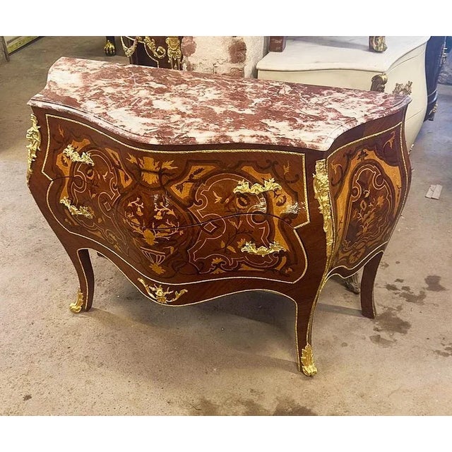 French French Style Marble Topped Commode With Gold Details For Sale - Image 3 of 4